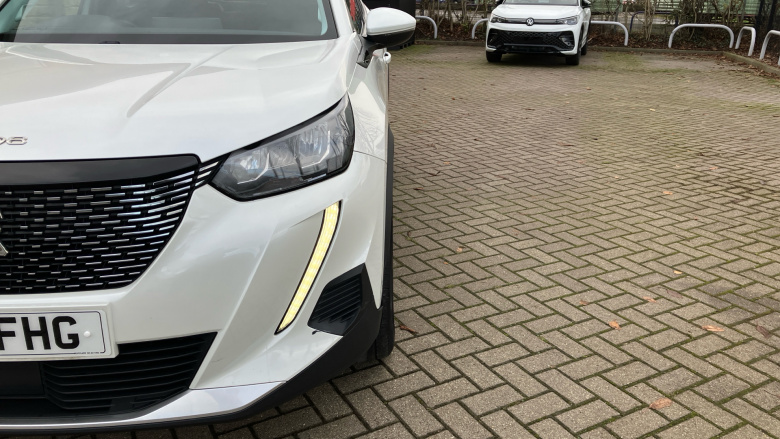 Peugeot 2008 1.2 PureTech 130 Allure 5dr EAT8 Petrol Estate